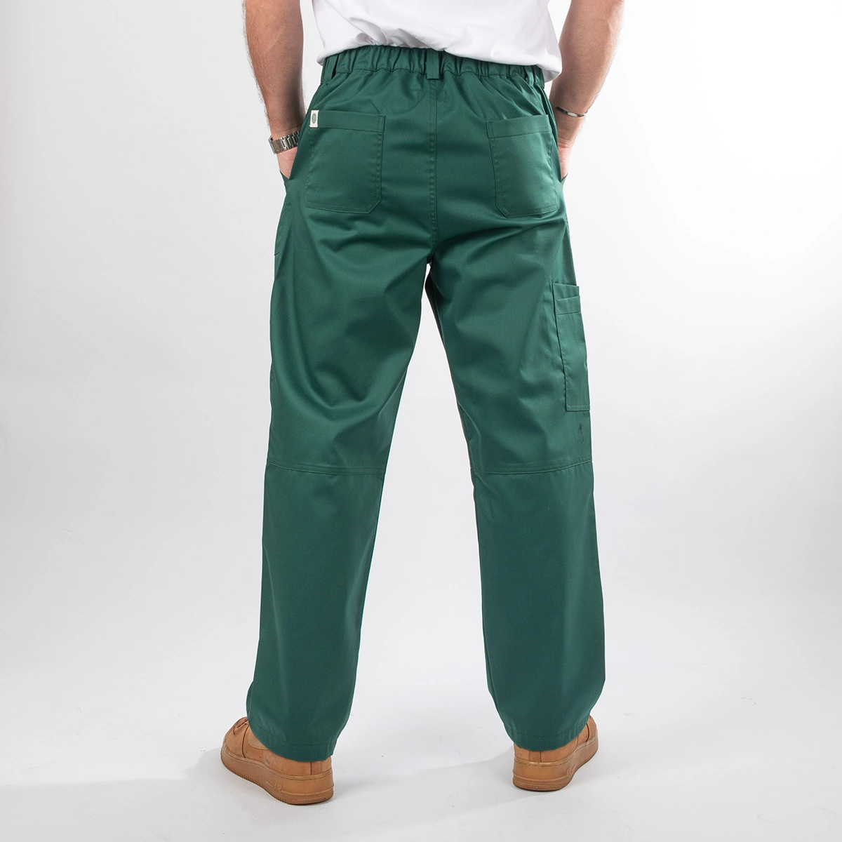 Pantalón Clínico verde en gabardina Modelo Lucas