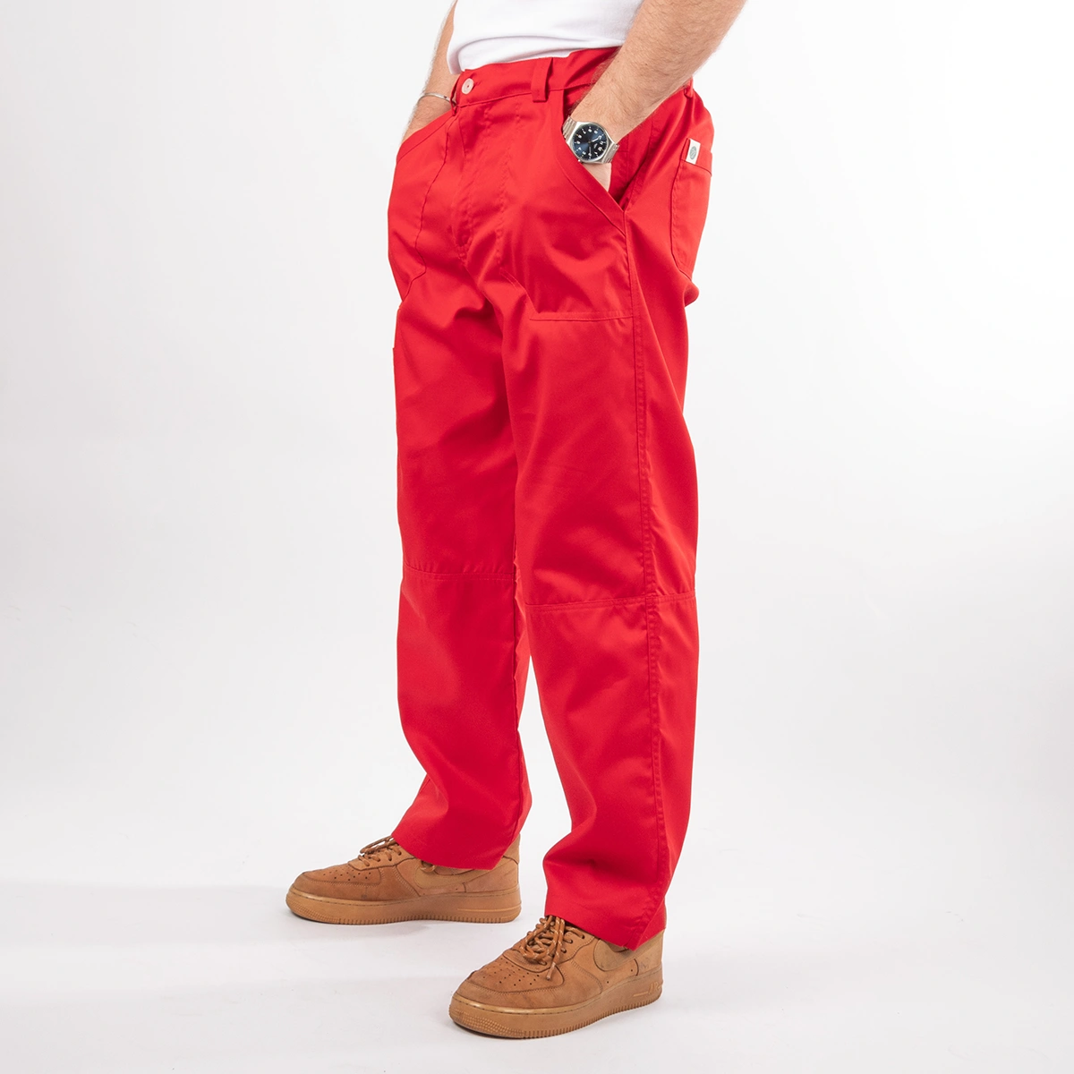 Pantalón Clínico color rojo en gabardina Modelo Lucas