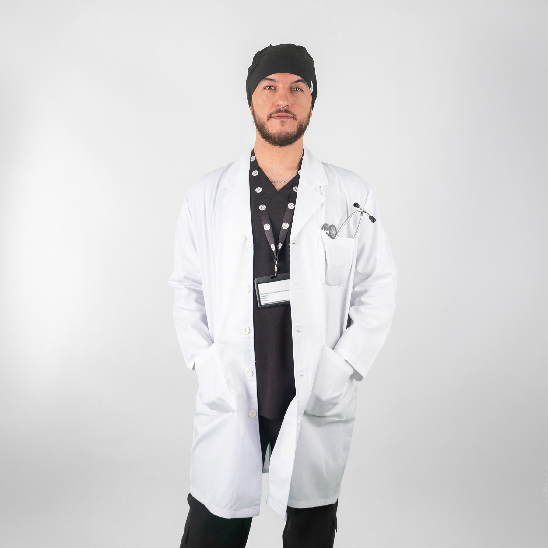 Cotona Blanca Área Médica modelo Joaquin