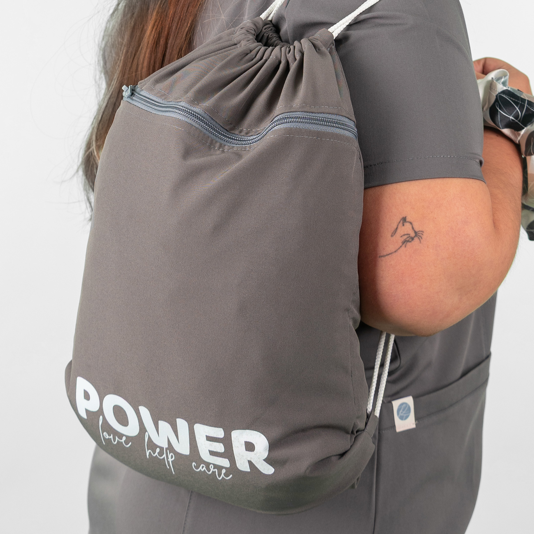 Bolso Clínico tipo Morral Gris - Imagen 3